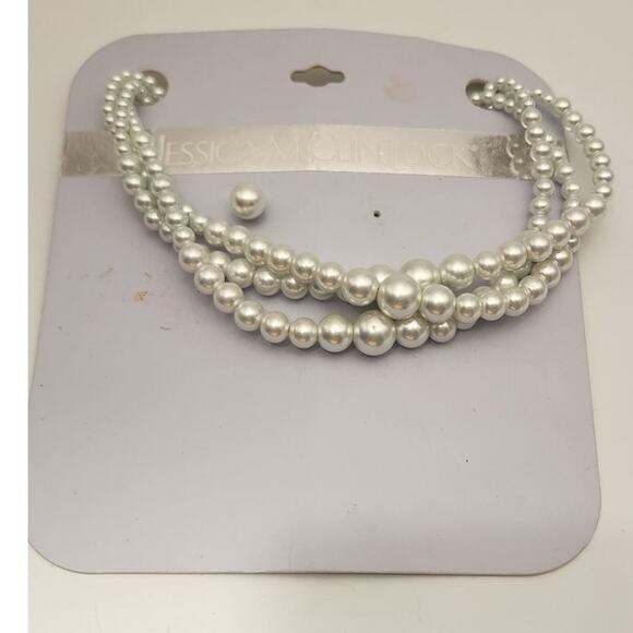 Jessica McClintock 3 strand Faux Peart Necklace and 1 matching earring - Picture 1 of 2